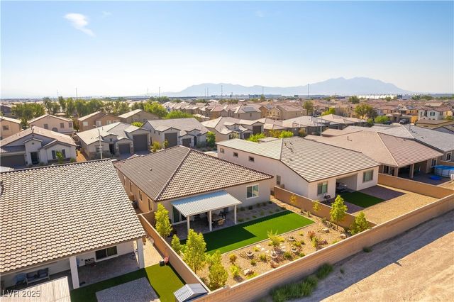 6225 Gambetta Street, Las Vegas, NV 89115