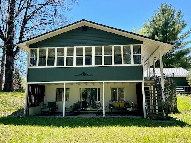 10158 S River Road, Evart, MI 49631