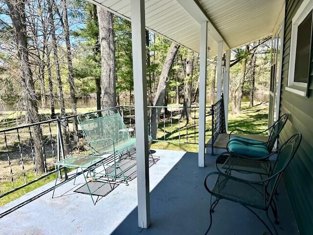 10158 S River Road, Evart, MI 49631
