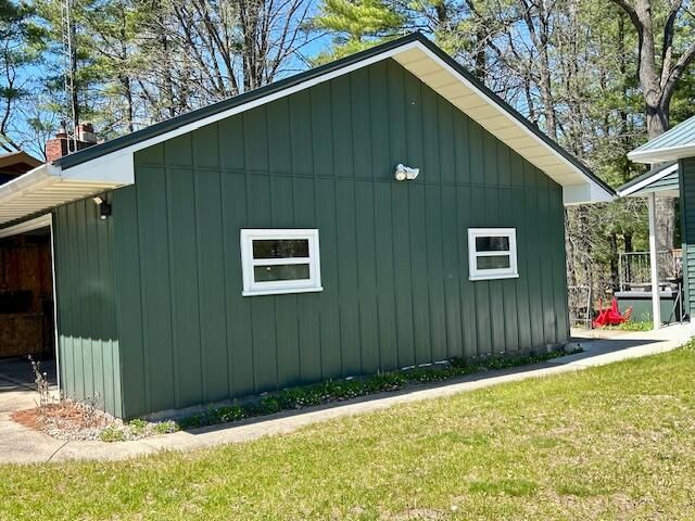 10158 S River Road, Evart, MI 49631