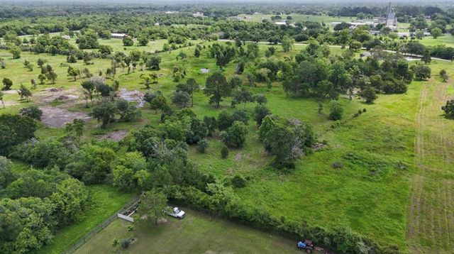 000 County Road 154 Mustang, Santa Fe, TX 77511
