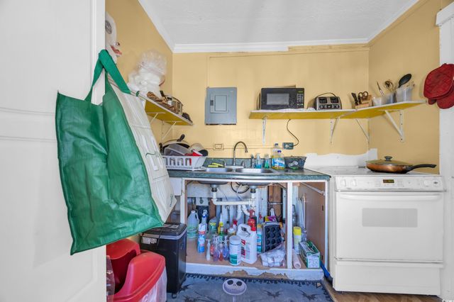 1616 Perrin Dr., North Myrtle Beach, SC 29582