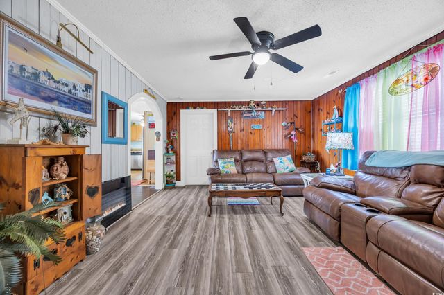 1616 Perrin Dr., North Myrtle Beach, SC 29582