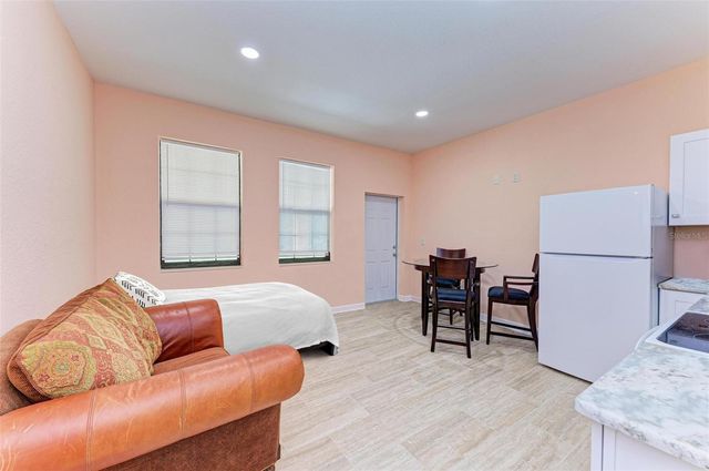 397 DONIPHAN DRIVE, Port Charlotte, FL 33954