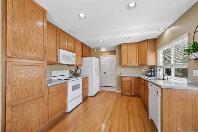 2805 S Walden Way, Aurora, CO 80013