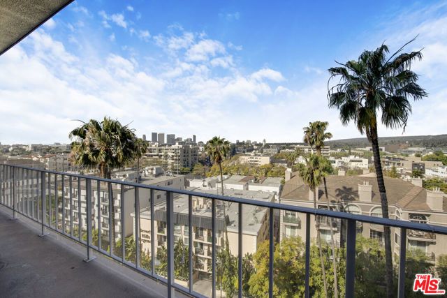 100 S Doheny Drive 805, Los Angeles, CA 90048