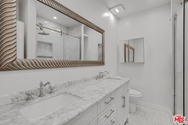 100 S Doheny Drive 805, Los Angeles, CA 90048