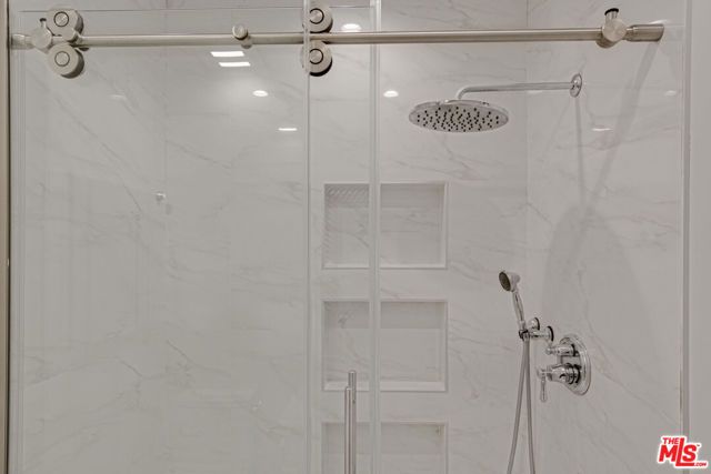 100 S Doheny Drive 805, Los Angeles, CA 90048