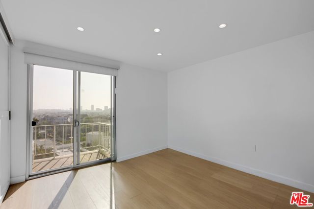 100 S Doheny Drive 805, Los Angeles, CA 90048