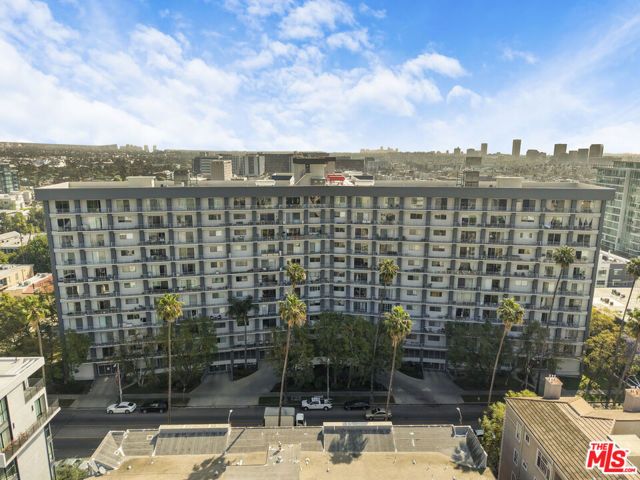 100 S Doheny Drive 805, Los Angeles, CA 90048