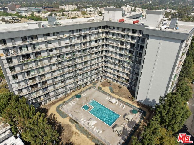 100 S Doheny Drive 805, Los Angeles, CA 90048