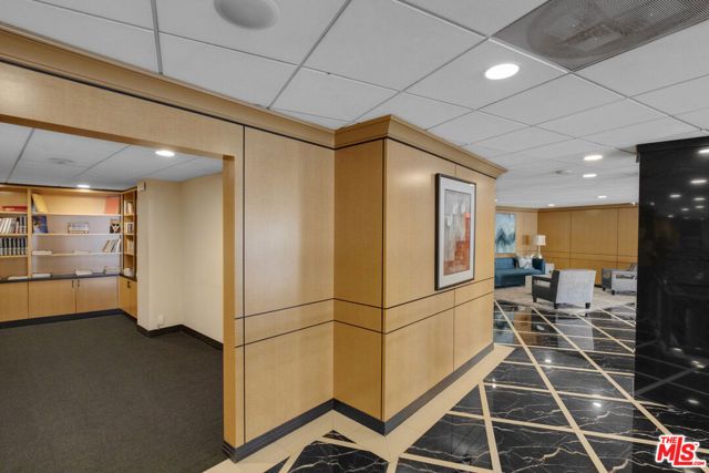 100 S Doheny Drive 805, Los Angeles, CA 90048