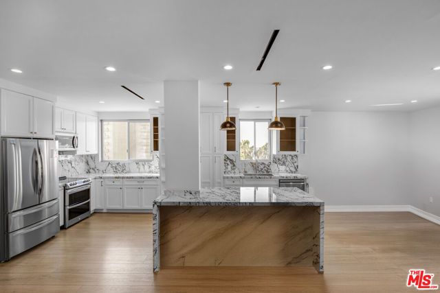 100 S Doheny Drive 805, Los Angeles, CA 90048