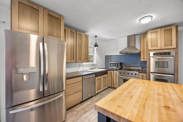 795 Vogel DR, Lockhart, TX 78644