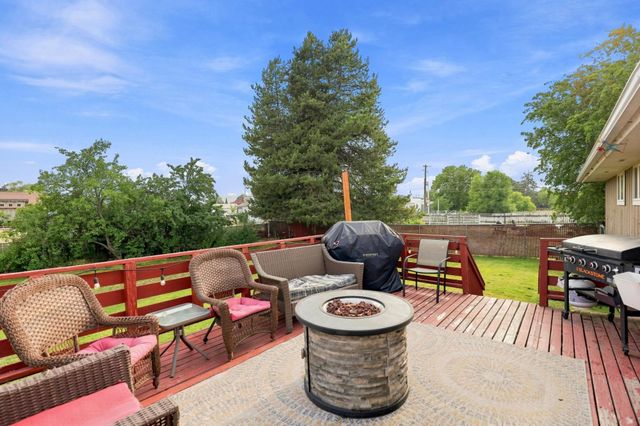 13916 E Mallon Ave, Spokane Valley, WA 99216
