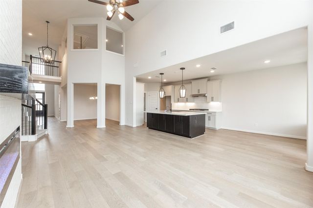 1735 Rustling Creek Drive, Missouri City, TX 77459