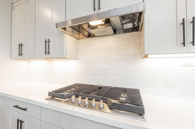 1735 Rustling Creek Drive, Missouri City, TX 77459