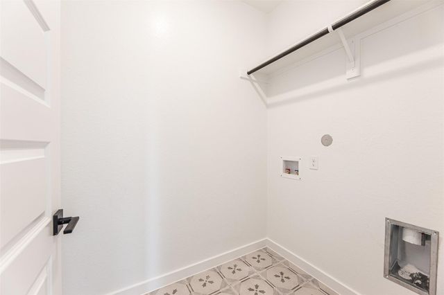 1735 Rustling Creek Drive, Missouri City, TX 77459