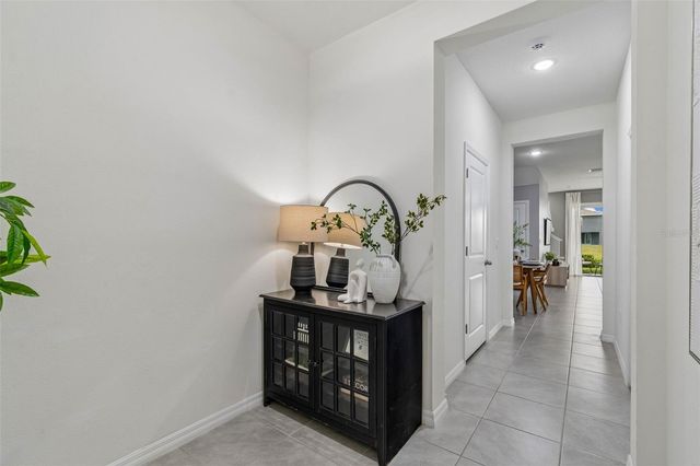 33083 FROSTED CLOVER WAY, Wesley Chapel, FL 33545