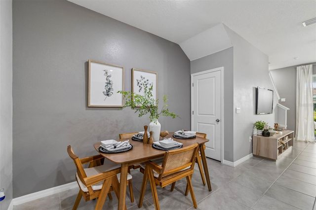 33083 FROSTED CLOVER WAY, Wesley Chapel, FL 33545