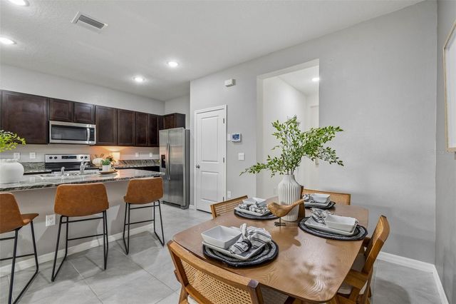 33083 FROSTED CLOVER WAY, Wesley Chapel, FL 33545