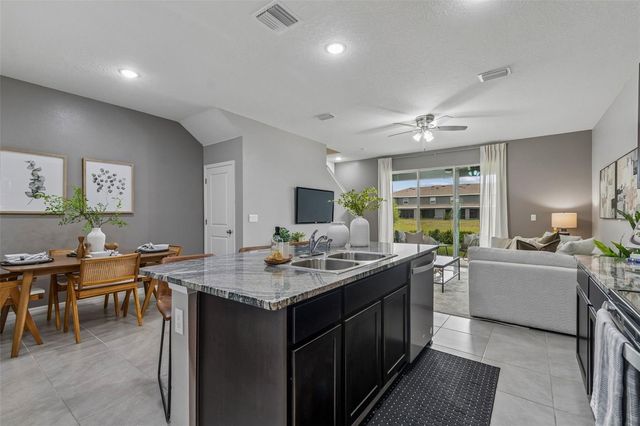 33083 FROSTED CLOVER WAY, Wesley Chapel, FL 33545