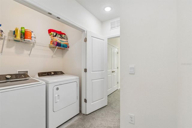 33083 FROSTED CLOVER WAY, Wesley Chapel, FL 33545