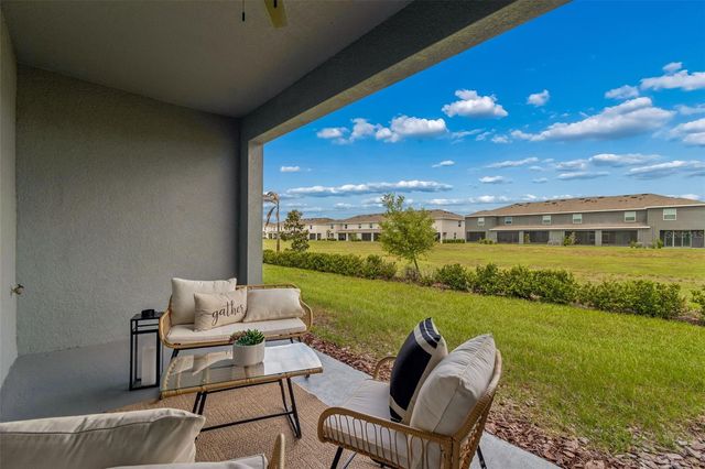 33083 FROSTED CLOVER WAY, Wesley Chapel, FL 33545