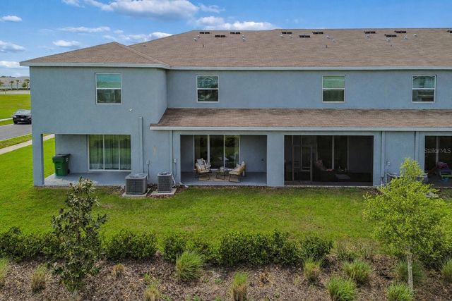 33083 FROSTED CLOVER WAY, Wesley Chapel, FL 33545