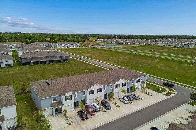 33083 FROSTED CLOVER WAY, Wesley Chapel, FL 33545