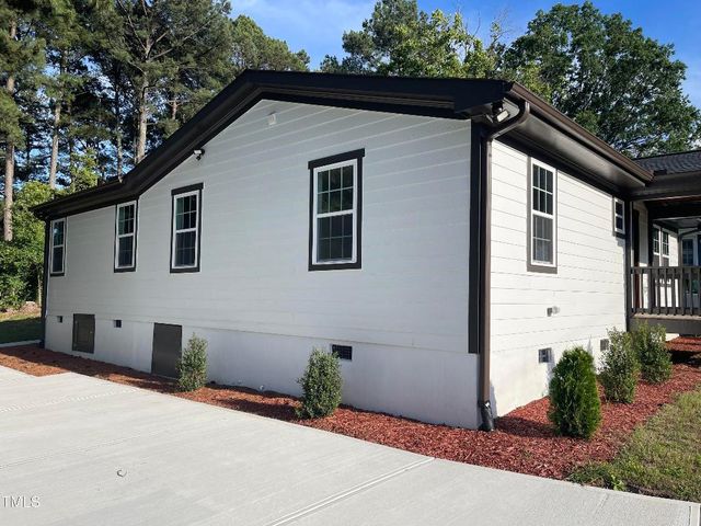 401 Commonwealth Street, Durham, NC 27703