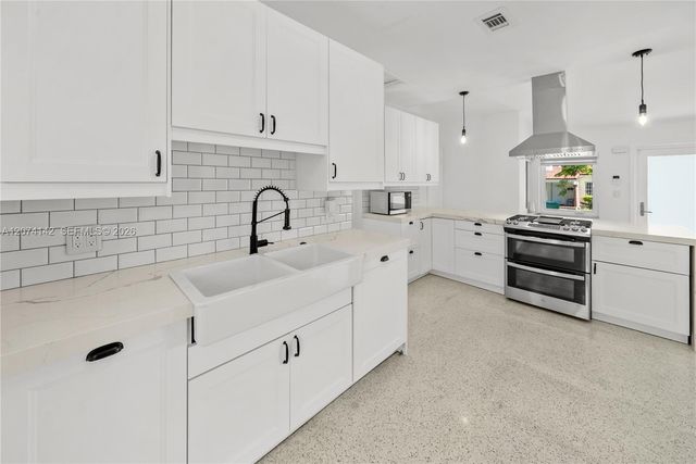 3130 SW 27th Terrace, Miami, FL 33133