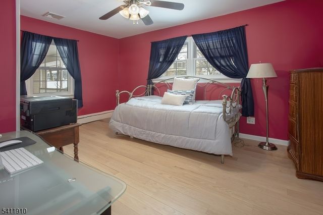 11 Beech St, Byram Twp., NJ 07874