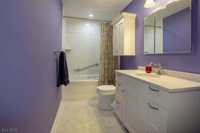 11 Beech St, Byram Twp., NJ 07874