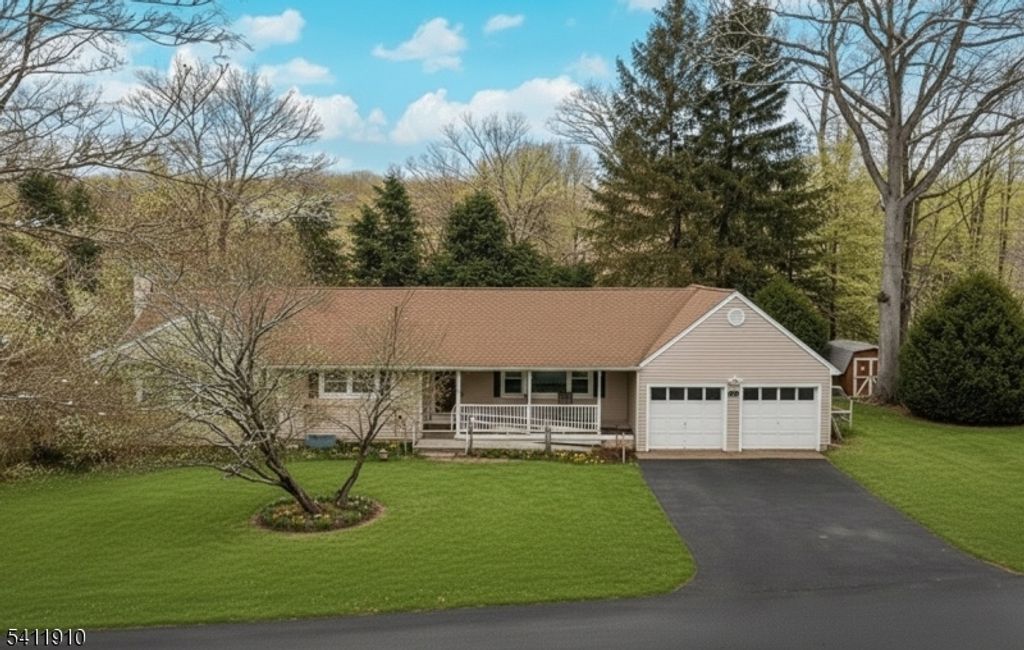 11 Beech St, Byram Twp., NJ 07874