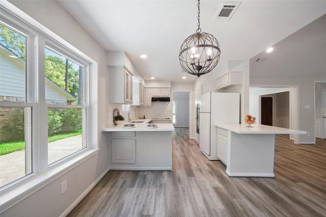 1726 Ashford Hollow Lane, Houston, TX 77077