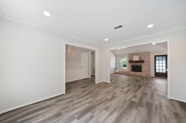 1726 Ashford Hollow Lane, Houston, TX 77077