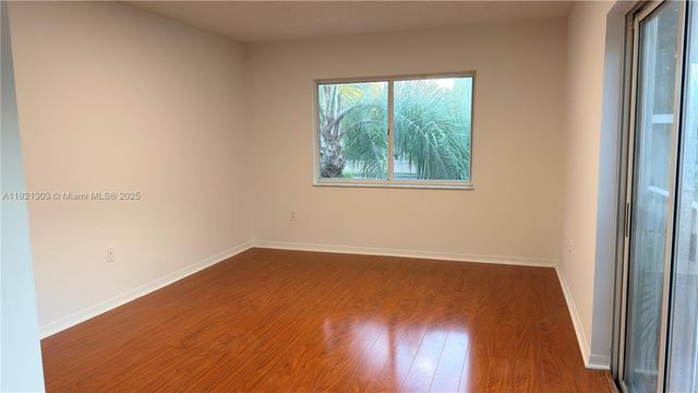 10099 NW 43rd Ter 0, Doral, FL 33178