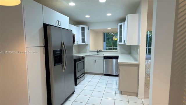 10099 NW 43rd Ter 0, Doral, FL 33178