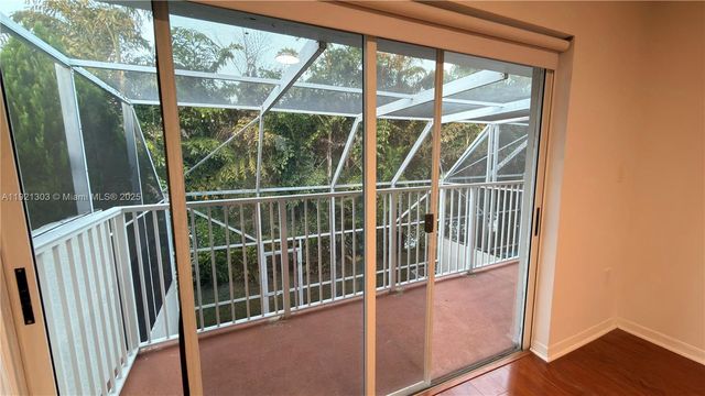 10099 NW 43rd Ter 0, Doral, FL 33178