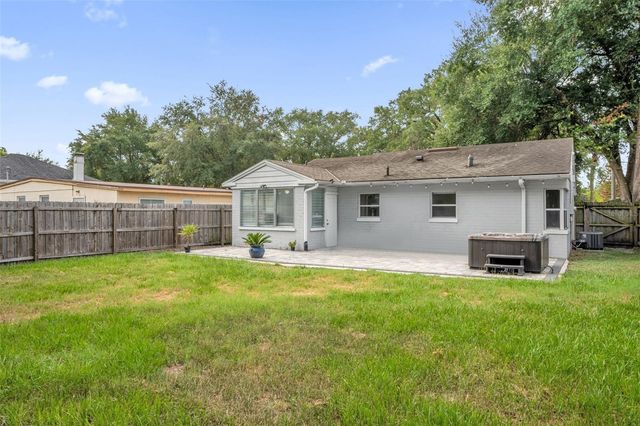 981 ARAGON AVENUE, Winter Park, FL 32789