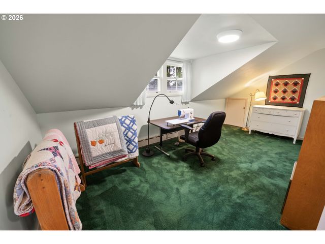 999 RIDGE Dr, Astoria, OR 97103