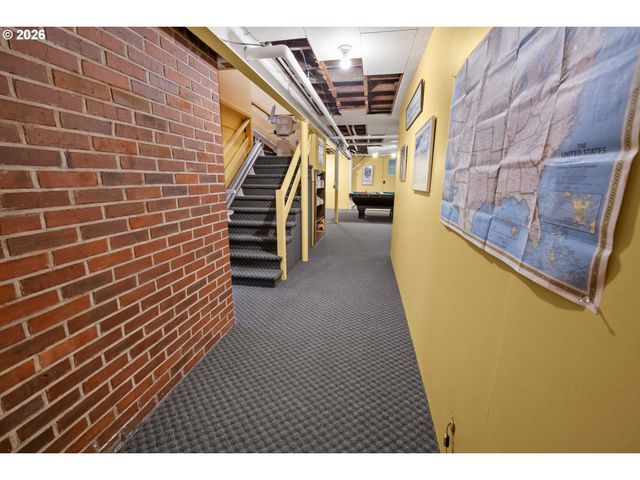 999 RIDGE Dr, Astoria, OR 97103