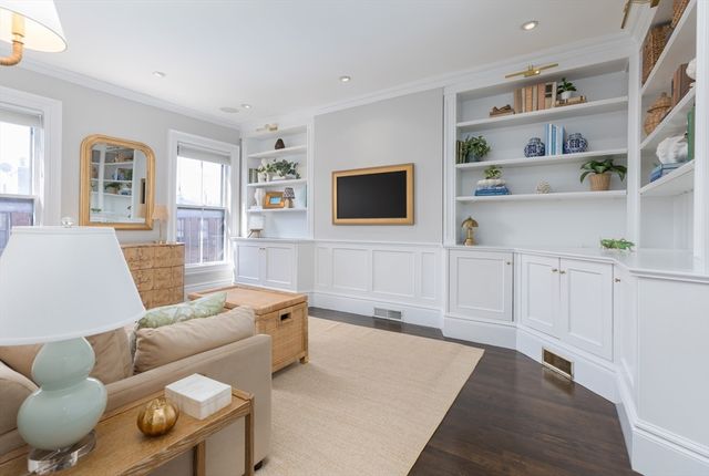 118 Pembroke St 2, Boston, MA 02118
