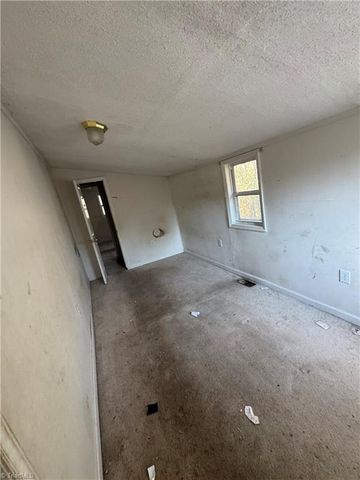 715 Liberty Street, Ramseur, NC 27316