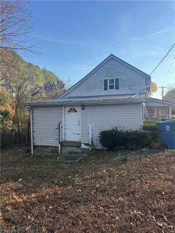 715 Liberty Street, Ramseur, NC 27316