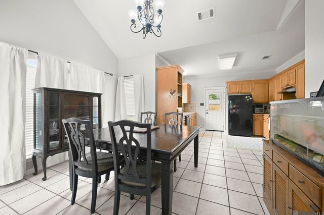 9231 Jordan Dr, Denham Springs, LA 70726