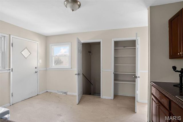 10058 Jeffrey Drive, St Louis, MO 63137