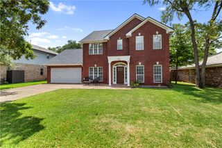 9208 Timber Knoll Drive, College Station, TX 77845