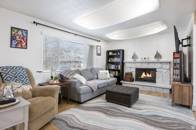 6159 S DON LEONE DR, Taylorsville, UT 84129